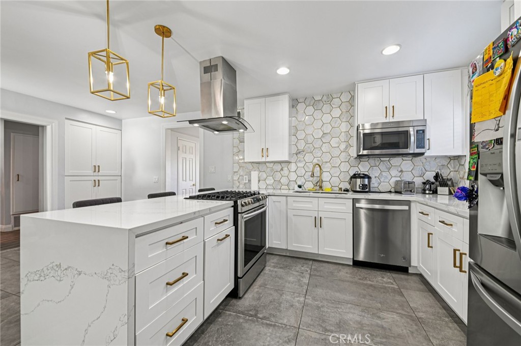 MLS #SB25257692 image #8