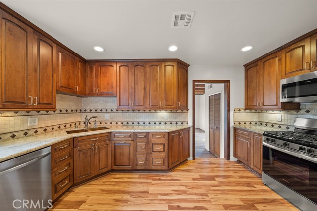 MLS #SB25257999 image #11