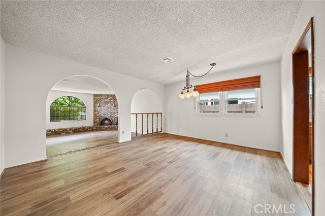 MLS #SB25257999 image #9