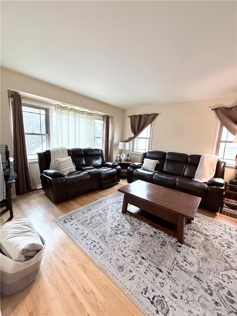 MLS #SB25258088 image #5