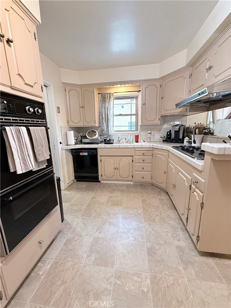 MLS #SB25258088 image #8