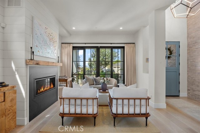 MLS #SB25258330 image #3