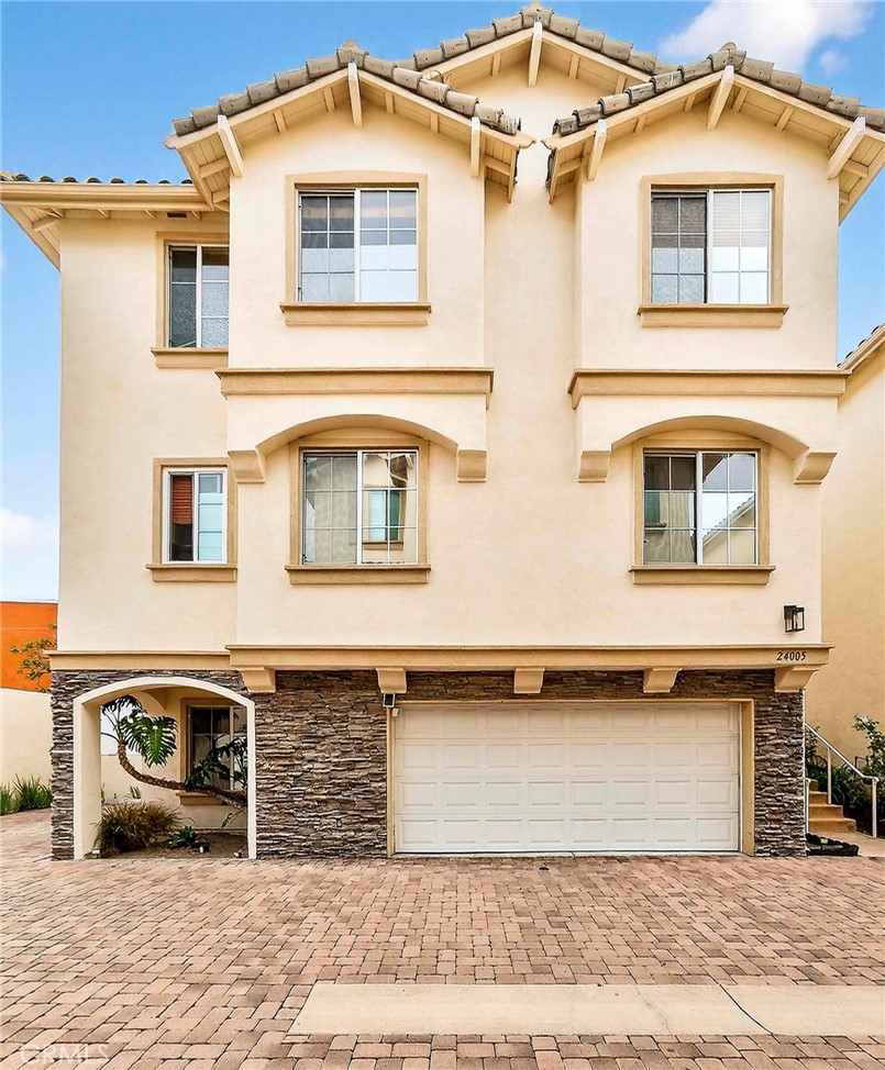 MLS #SB25258865 image #1