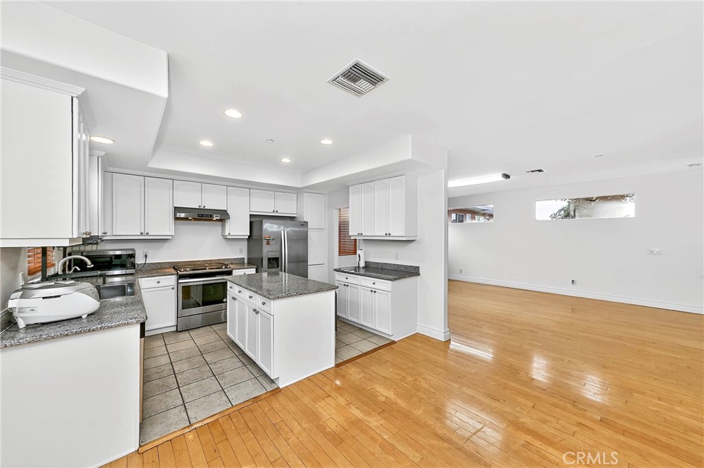 MLS #SB25258865 image #3