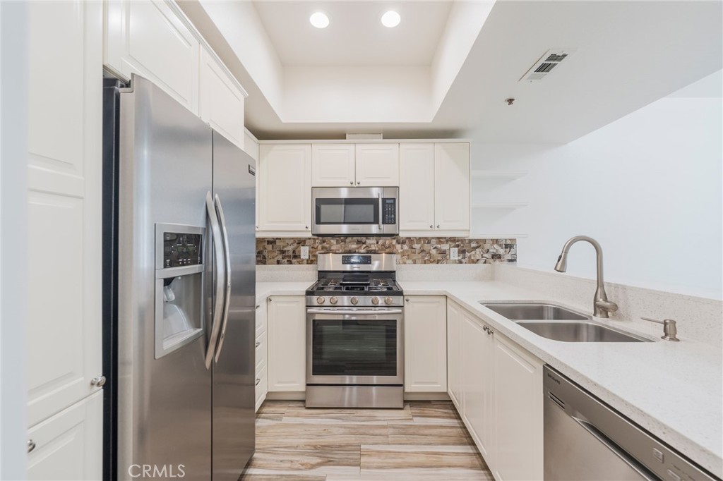 MLS #SB25220352 image #2