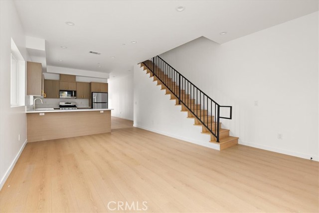 MLS #SB25259291 image #8