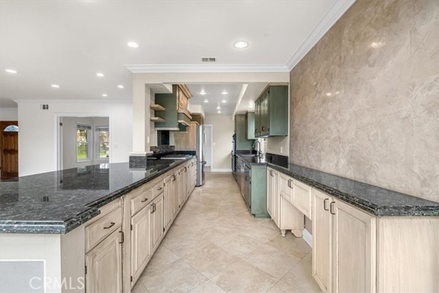 MLS #SB25259443 image #6