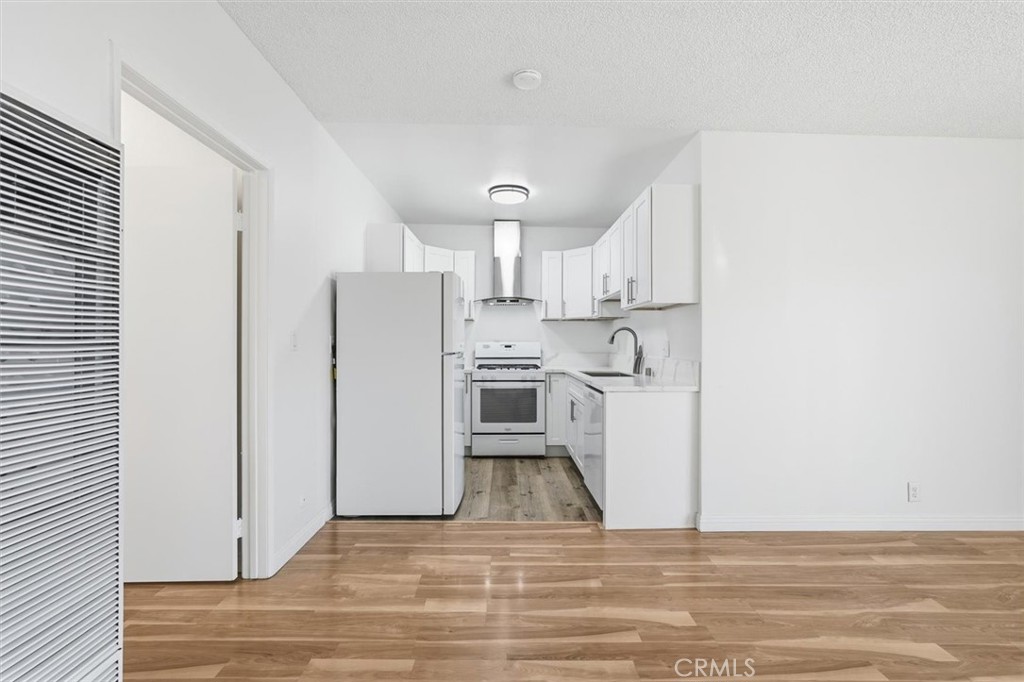 MLS #SB25259607 image #5