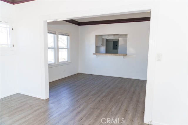 MLS #SB25260297 image #5