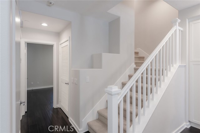 MLS #SB25260576 image #8