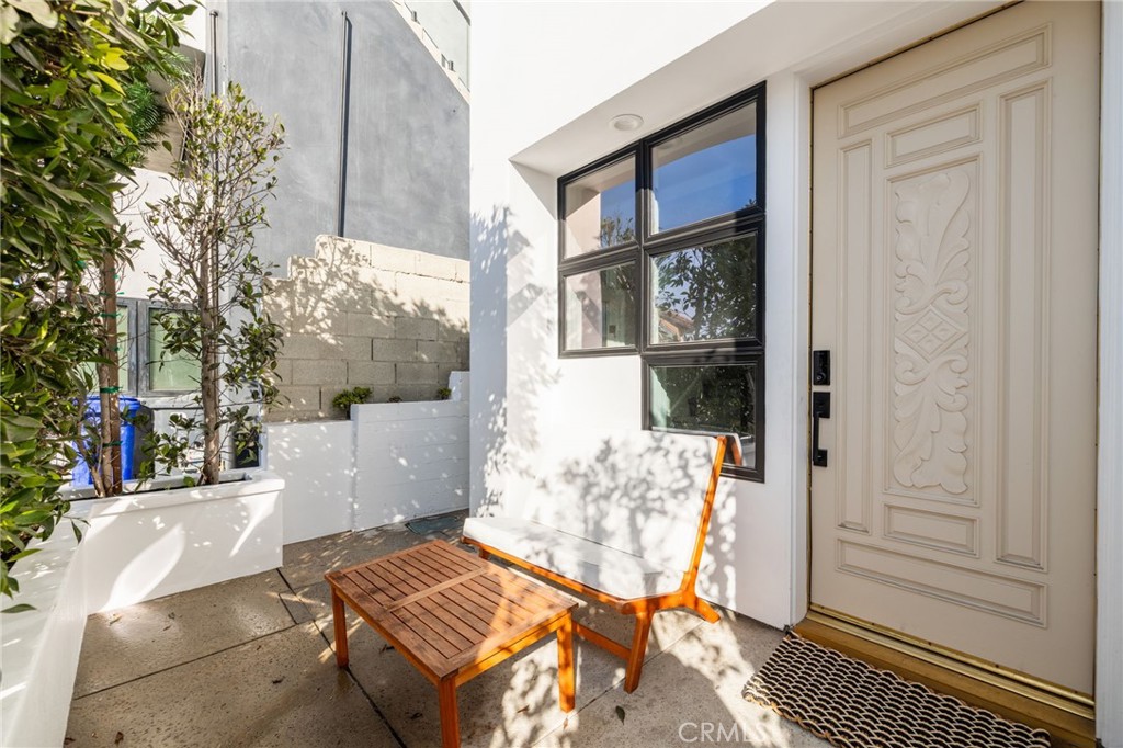 MLS #SB25260631 image #1