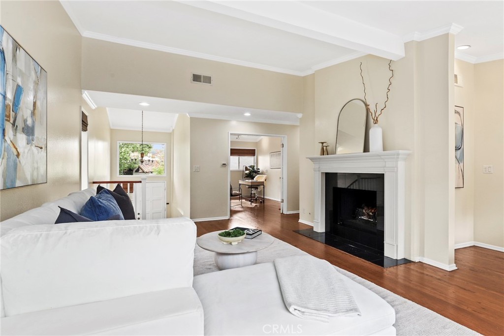 MLS #SB25260701 image #2