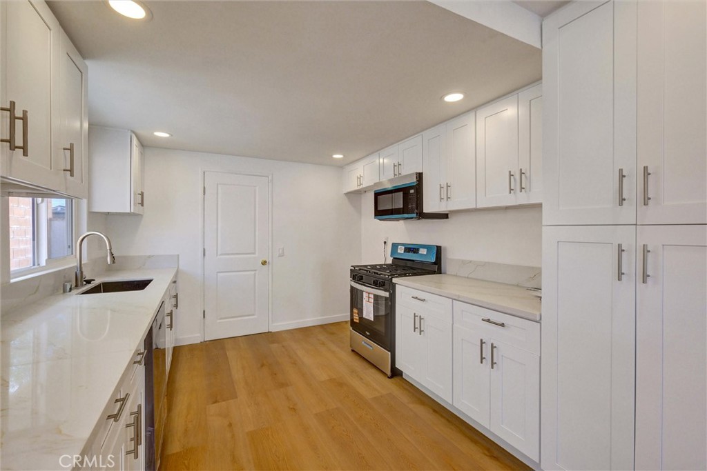 MLS #SB25223870 image #2