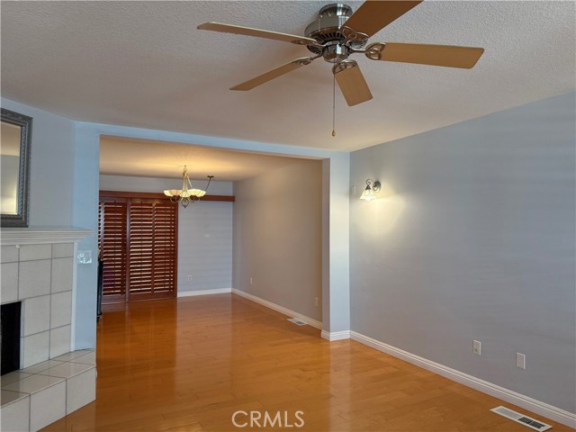 MLS #SB25260982 image #2