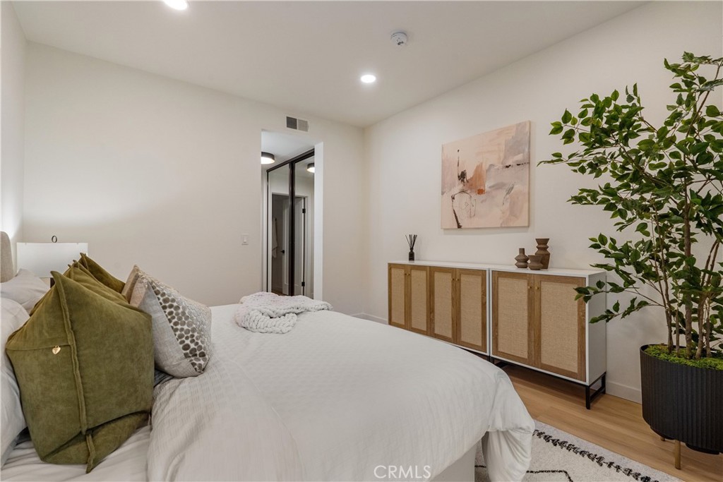 MLS #SB25261077 image #24