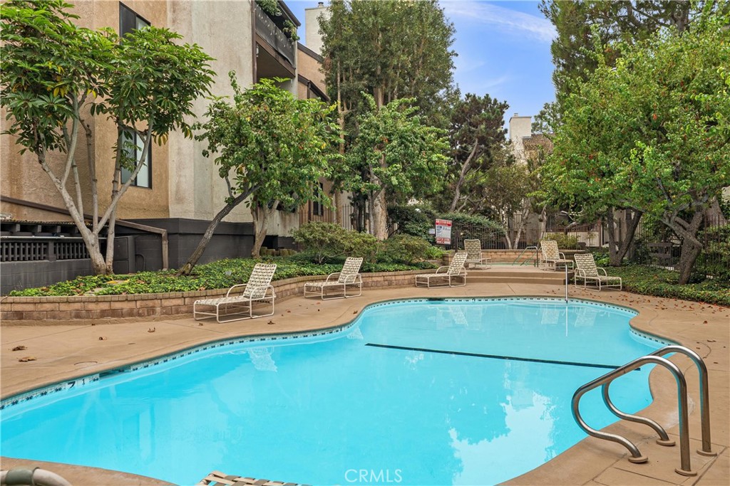 MLS #SB25261077 image #8