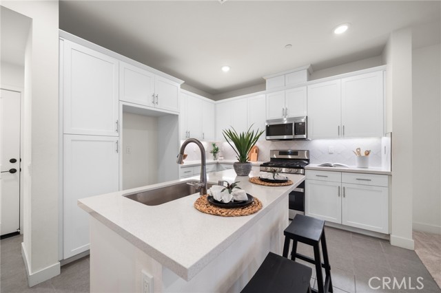 MLS #SB25261492 image #5