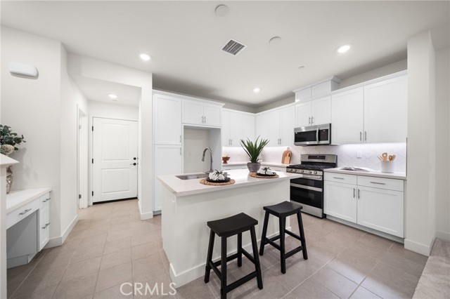 MLS #SB25261492 image #6