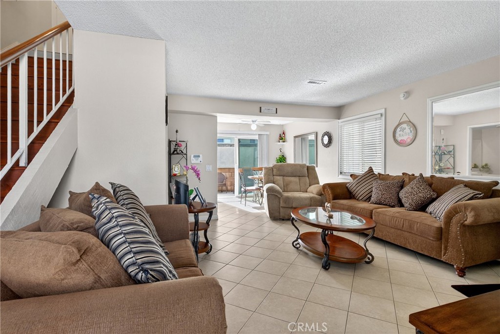 MLS #SB25261529 image #3