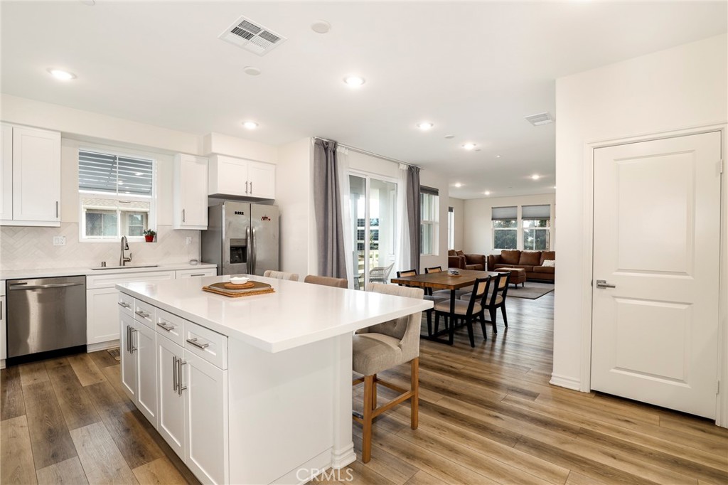 MLS #SB25261734 image #3