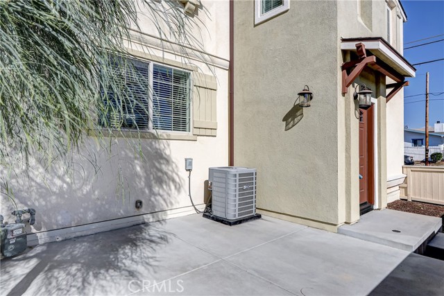 MLS #SB25262085 image #9