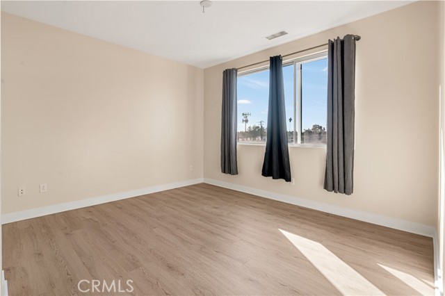 MLS #SB25262096 image #5