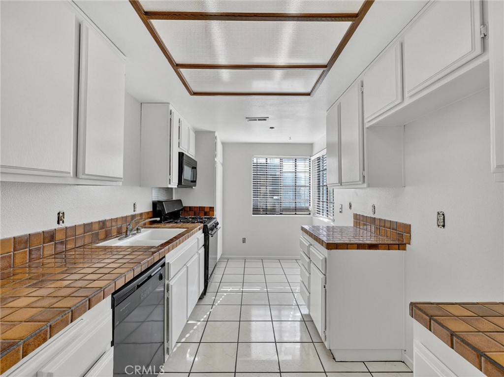 MLS #SB25262134 image #10