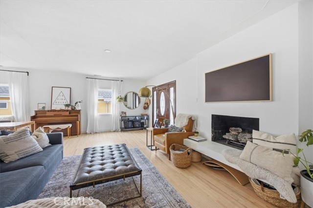 MLS #SB25262264 image #3