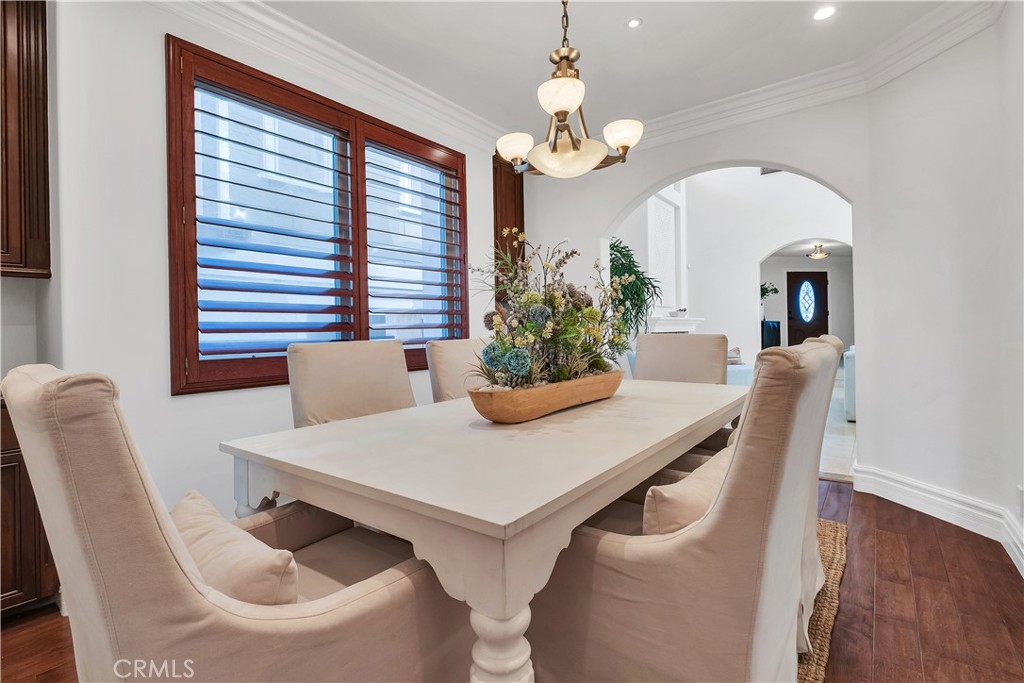 MLS #SB25262336 image #10