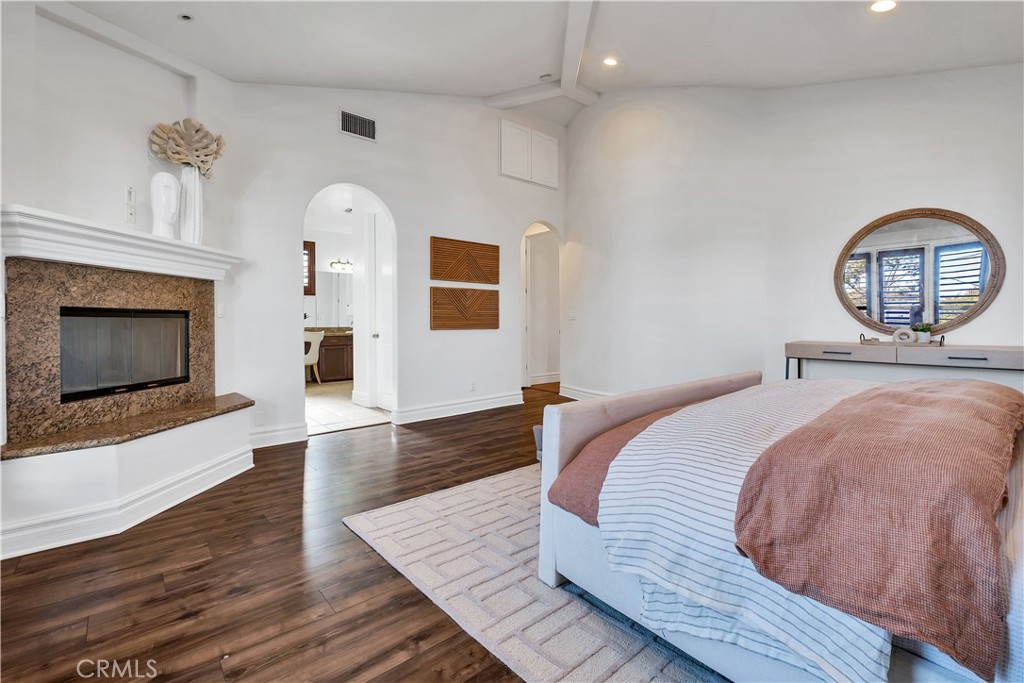 MLS #SB25262336 image #36