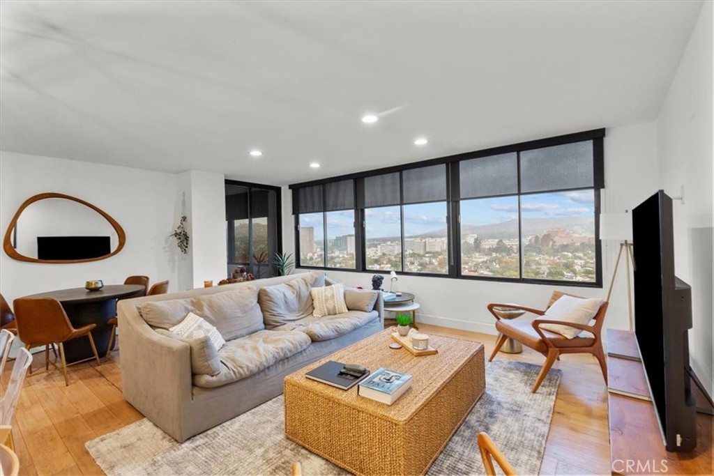 MLS #SB25262848 image #1