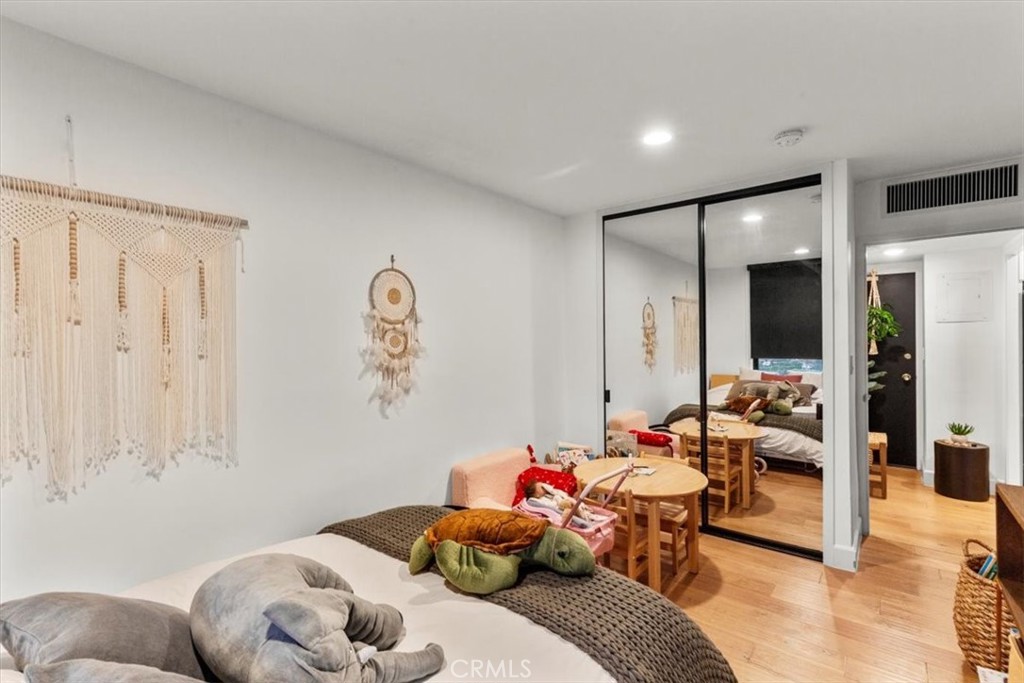 MLS #SB25262848 image #11