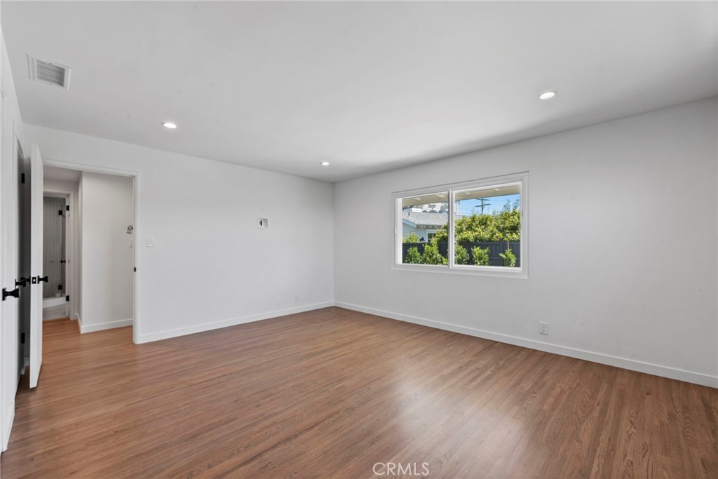 MLS #SB25263084 image #14