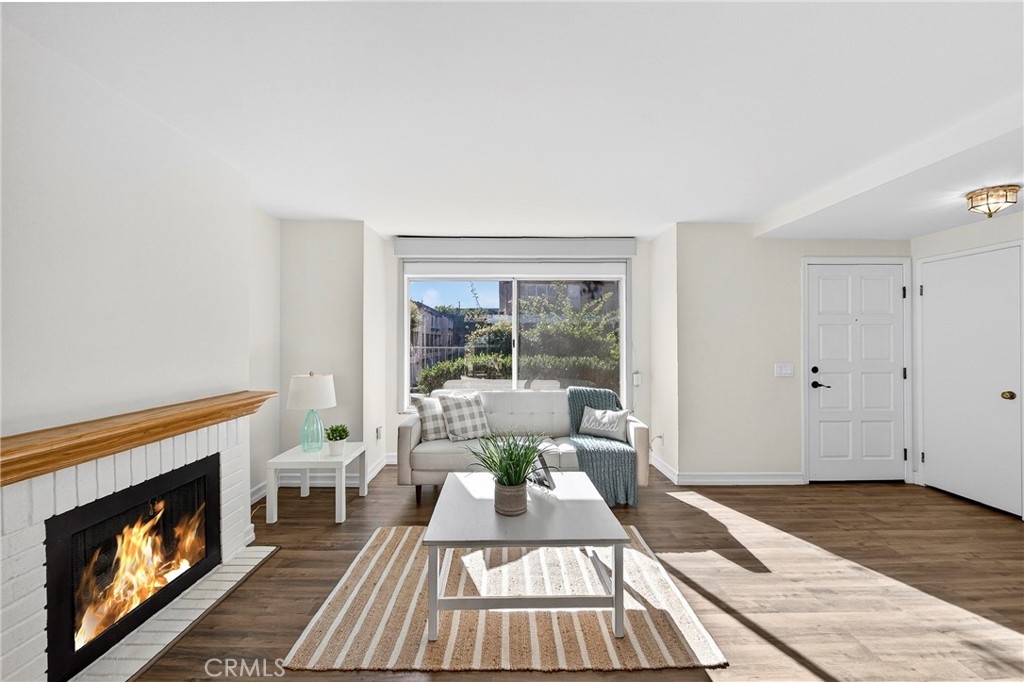 MLS #SB25263368 image #2