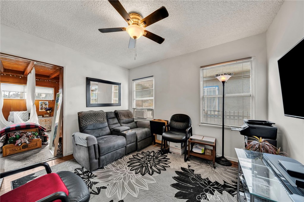 MLS #SB25263793 image #11