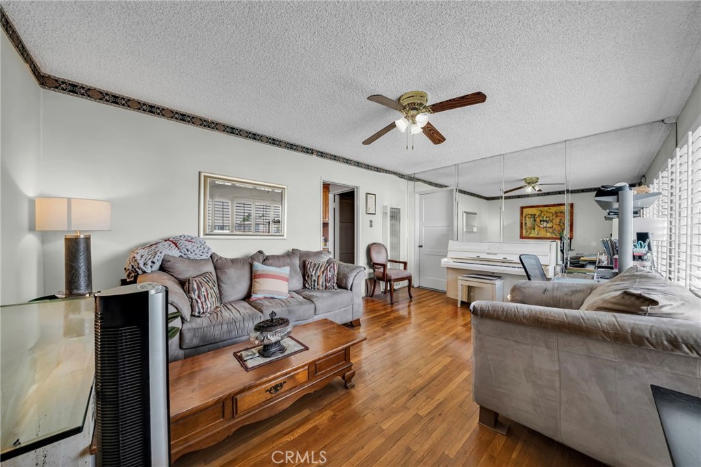 MLS #SB25263793 image #4