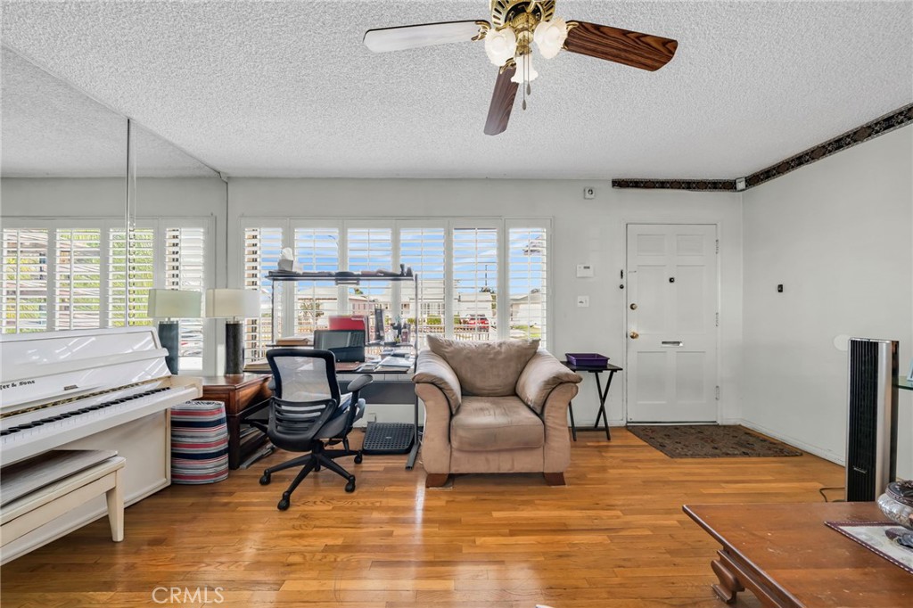 MLS #SB25263793 image #7