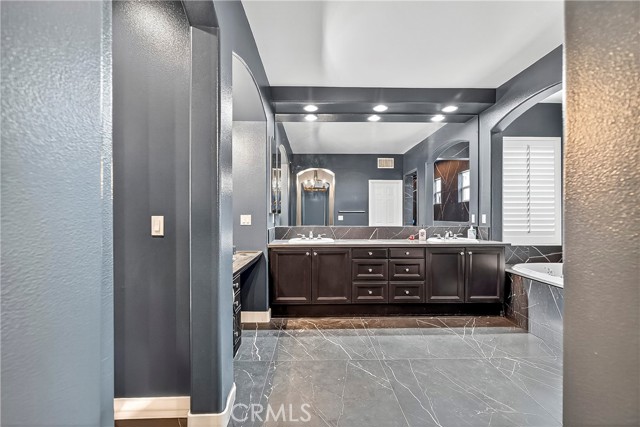 MLS #SB25264609 image #26