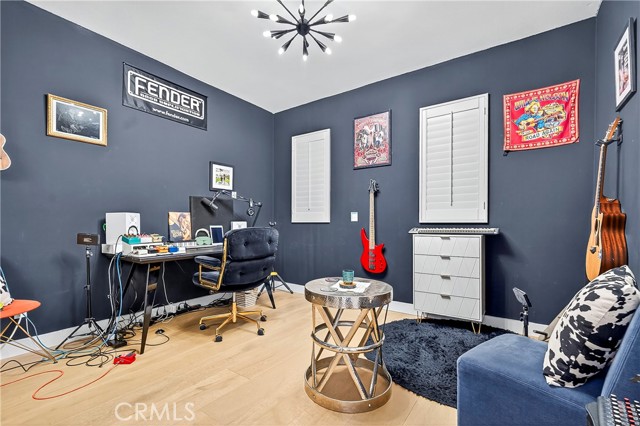 MLS #SB25264609 image #30