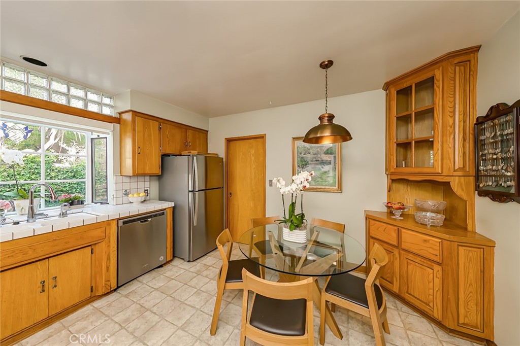 MLS #SB25265013 image #11