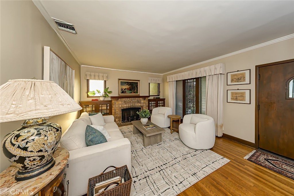 MLS #SB25265013 image #5