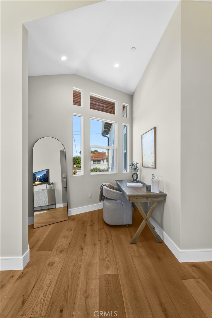 MLS #SB25265368 image #24