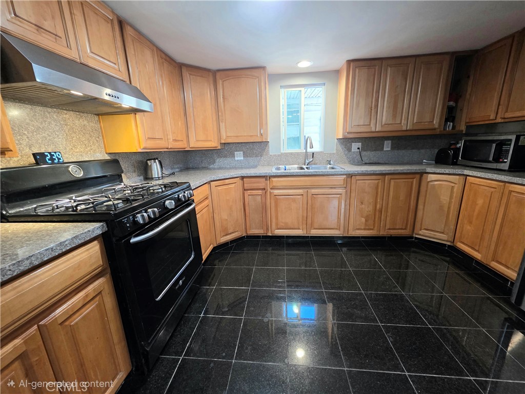 MLS #SB25265437 image #2