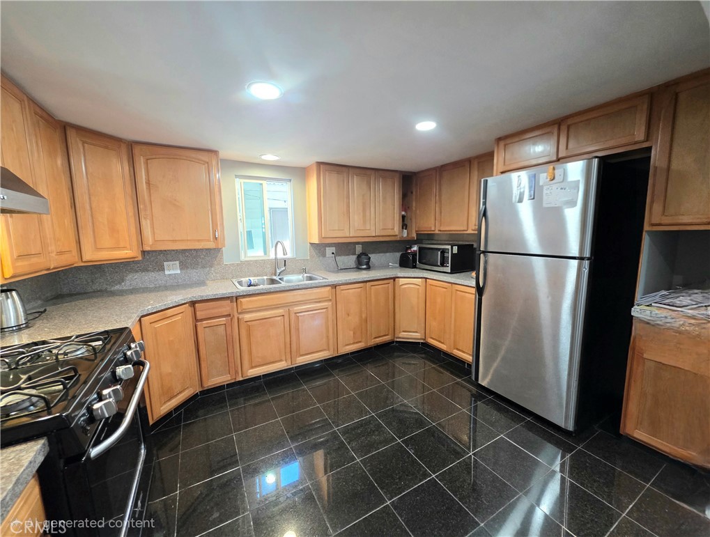 MLS #SB25265437 image #3