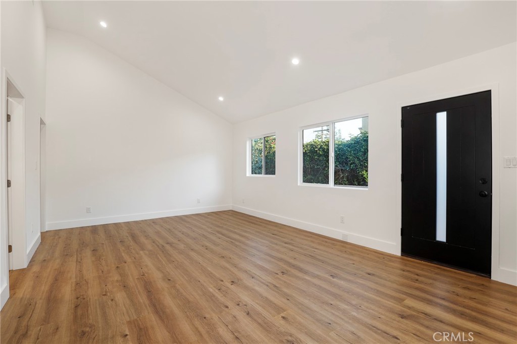 MLS #SB25265887 image #16