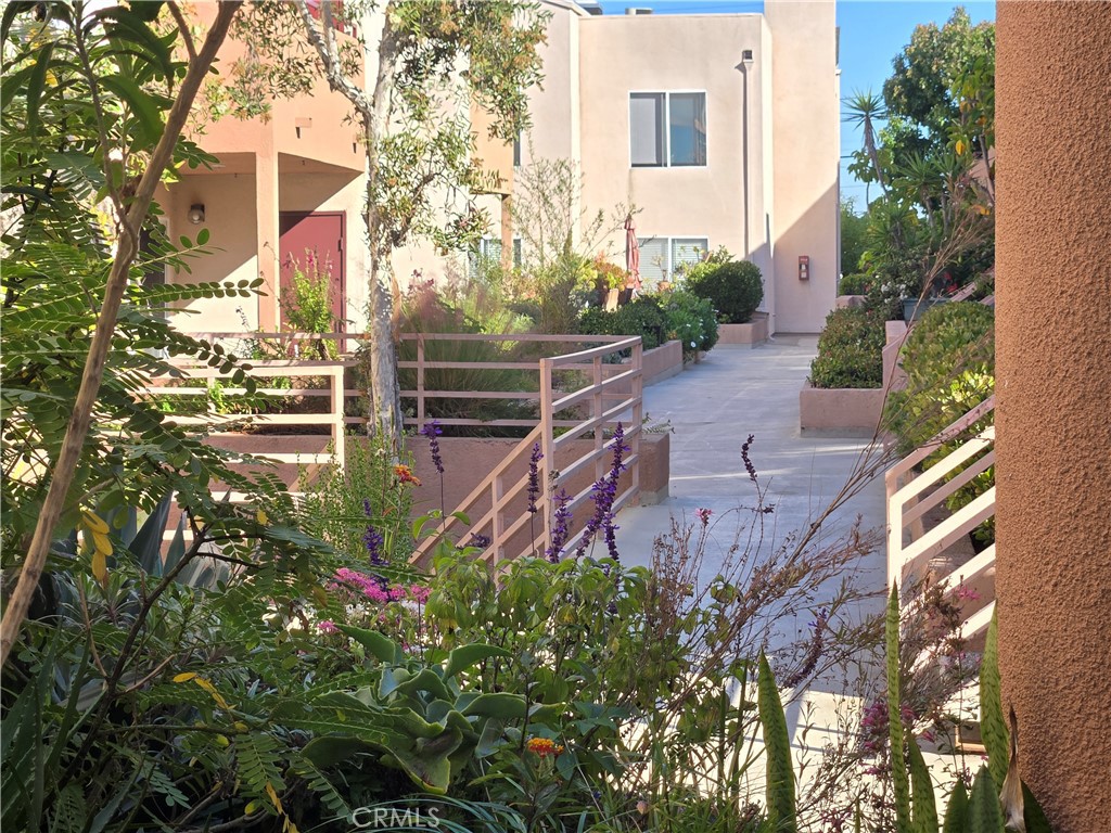 MLS #SB25265932 image #2