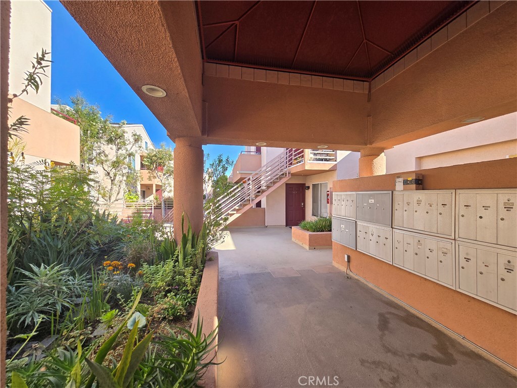 MLS #SB25265932 image #3