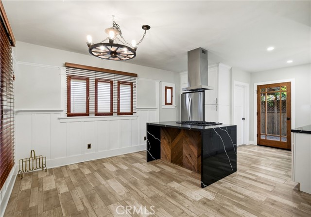 MLS #SB25265987 image #5