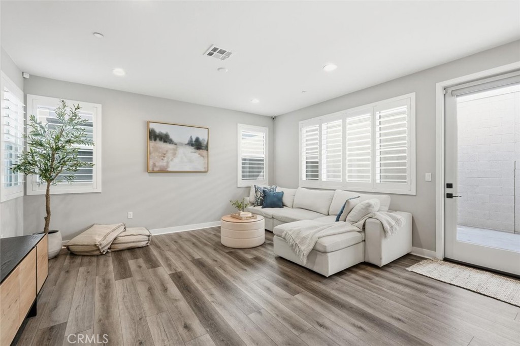 MLS #SB25266221 image #4