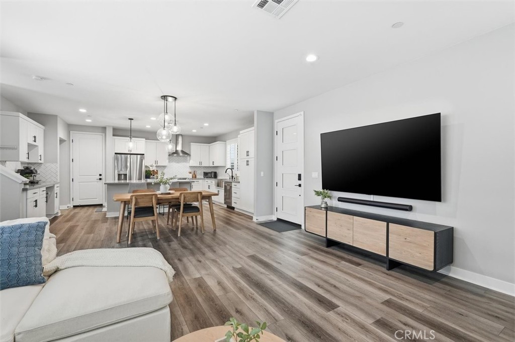 MLS #SB25266221 image #6